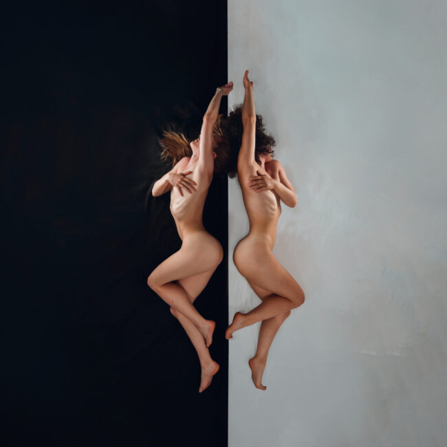 Photographie de nu artistique/lingerie en studio à Annecy en Haute-Savoie